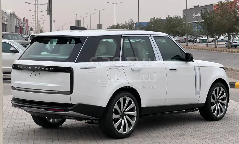 2026 لاند روفر رينج روفر اتش اس اي