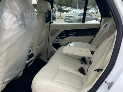 2026 لاند روفر رينج روفر اتش اس اي