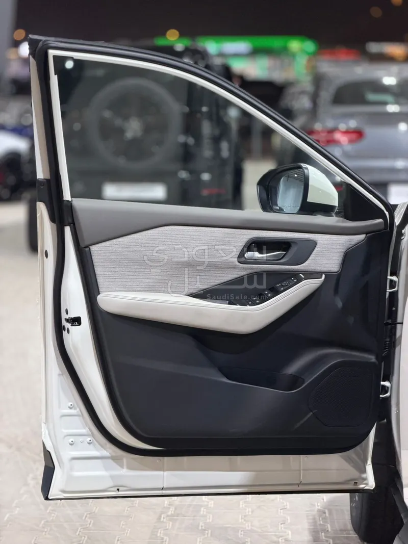 2026 نيسان اكس - ترايل