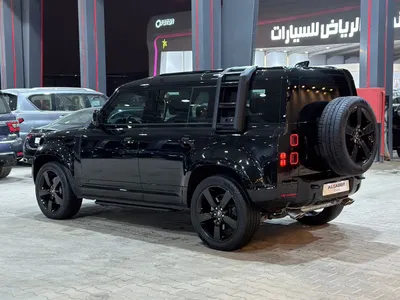 2025 لاند روفر ديفيندر 110