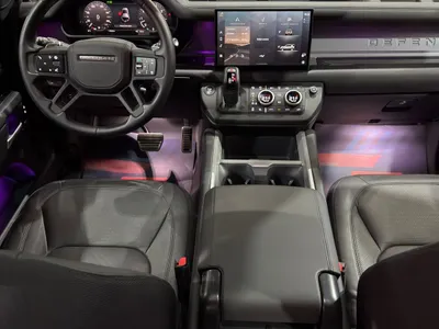 2025 لاند روفر ديفيندر 110