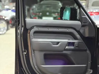 2025 لاند روفر ديفيندر 110