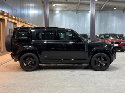 2025 لاند روفر ديفيندر 110