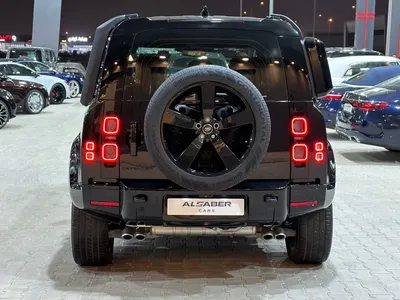 2025 لاند روفر ديفيندر 110