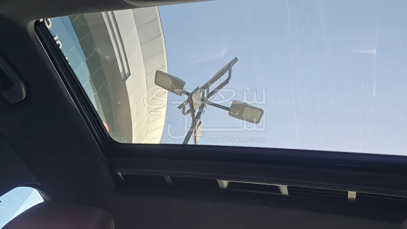 2014 مرسيدس - بنز إي 200