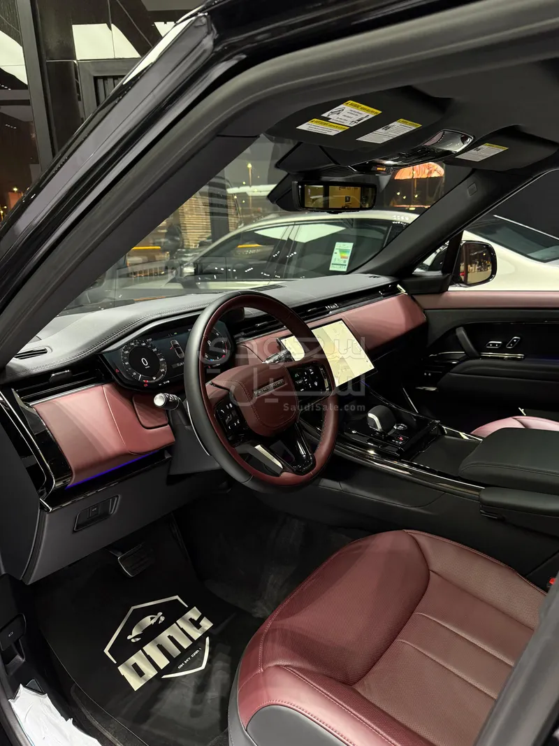 2025 لاند روفر رينج روفر سبورت اتش اس اي