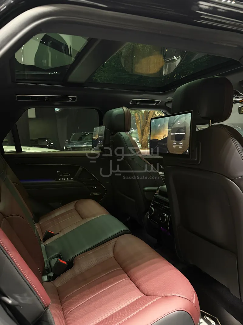 2025 لاند روفر رينج روفر سبورت اتش اس اي