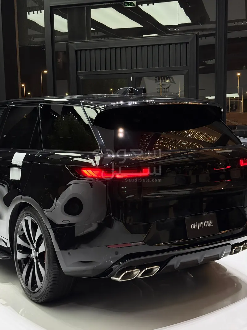 2025 لاند روفر رينج روفر سبورت اتش اس اي