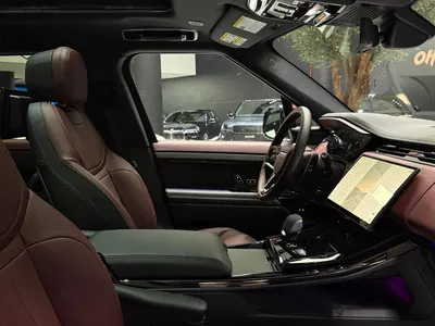 2025 لاند روفر رينج روفر سبورت اتش اس اي