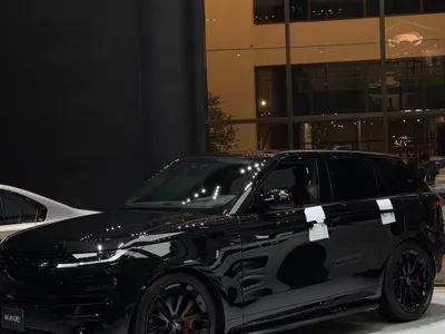 2025 لاند روفر رينج روفر سبورت اتش اس اي