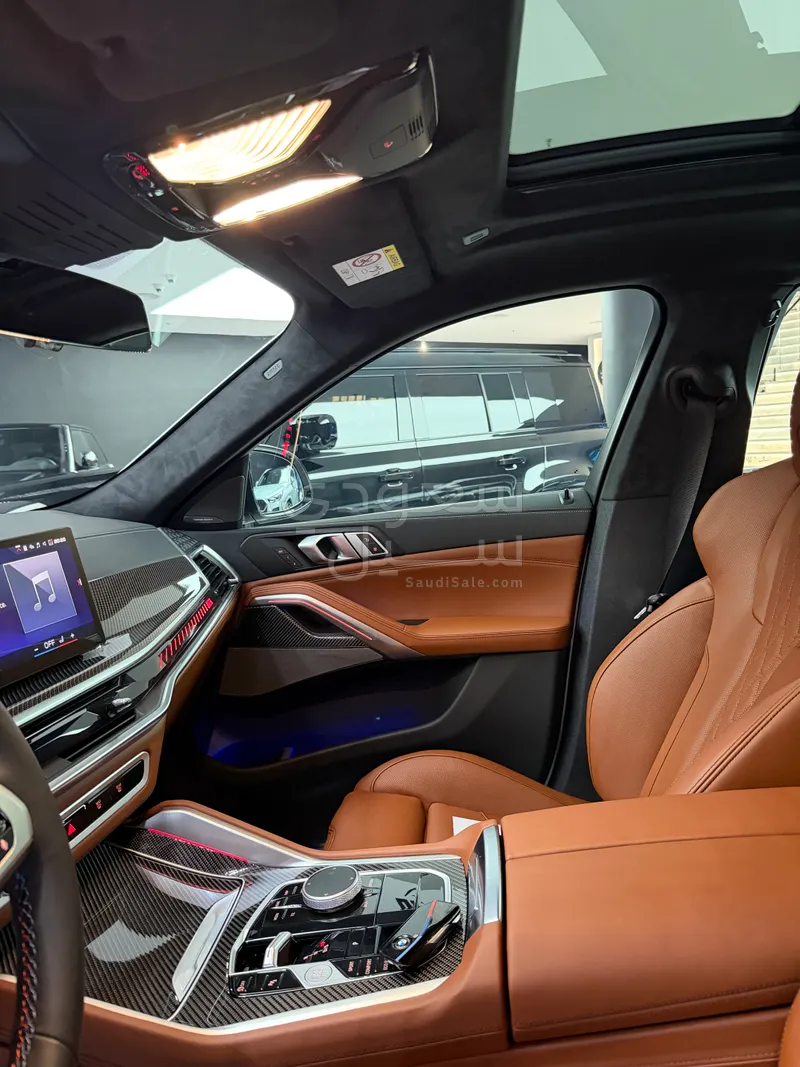 2025 بي ام دبليو الفئة اكس 6 إم كت