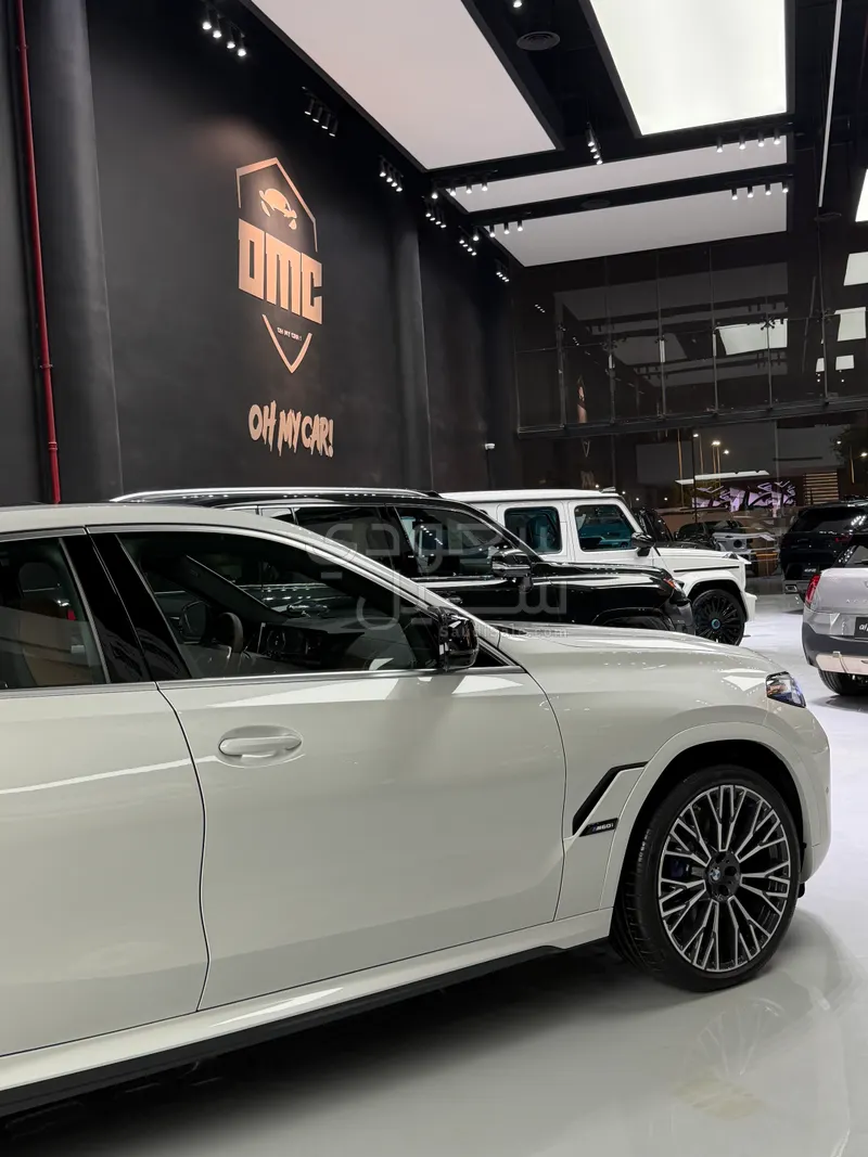 2025 بي ام دبليو الفئة اكس 6 إم كت