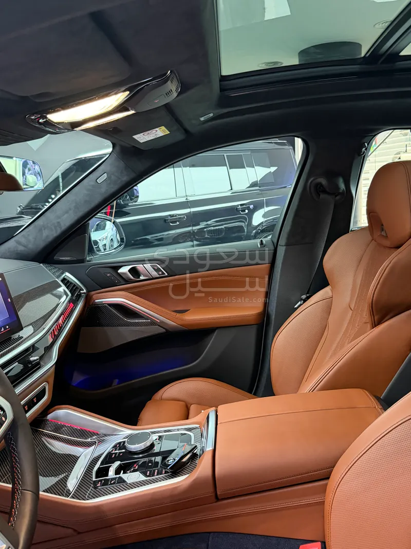 2025 بي ام دبليو الفئة اكس 6 إم كت