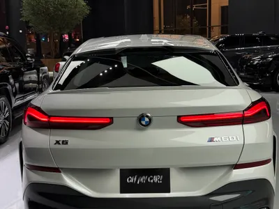 2025 بي ام دبليو الفئة اكس 6 إم كت