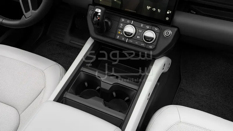 2026 لاند روفر ديفيندر اكس 110