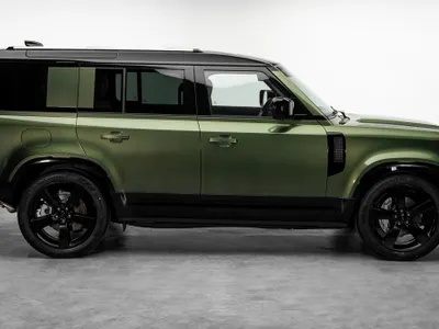 2026 لاند روفر ديفيندر اكس 110