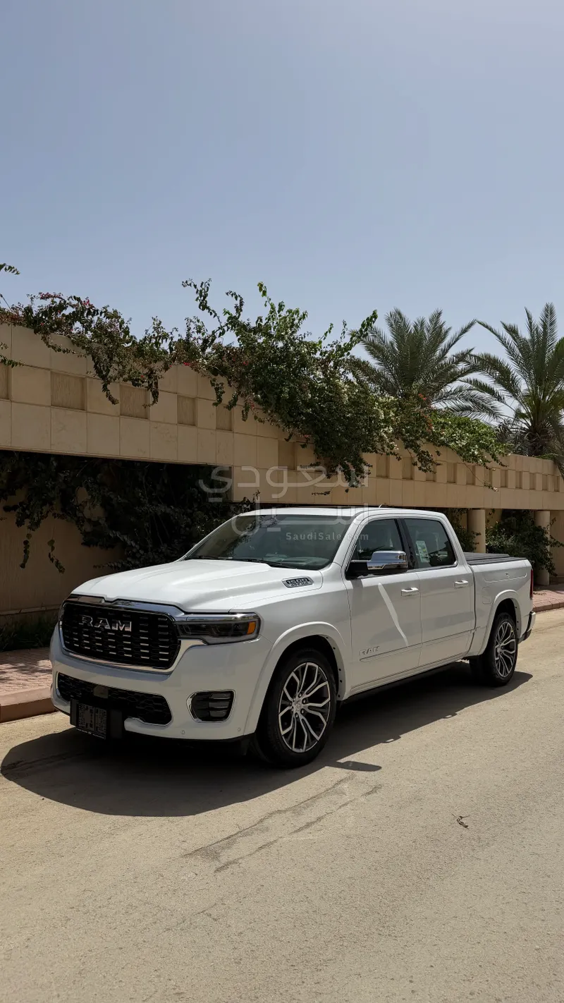 2025 دودج رام 1500 ليمتد