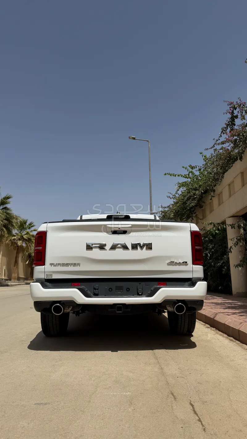 2025 دودج رام 1500 ليمتد