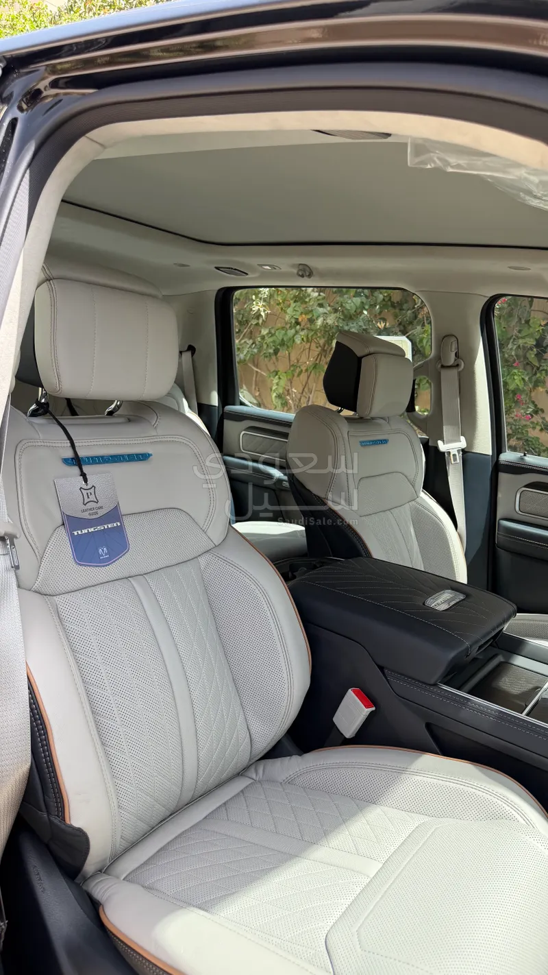 2025 دودج رام 1500 ليمتد