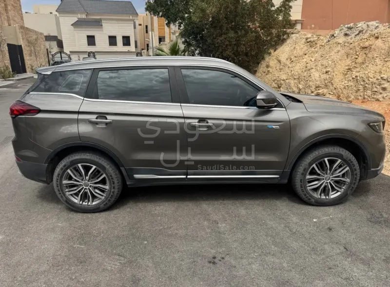 2021 جيلي ازكارا