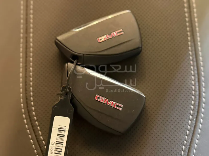 2025 جي ام سي يوكون اليفيشن