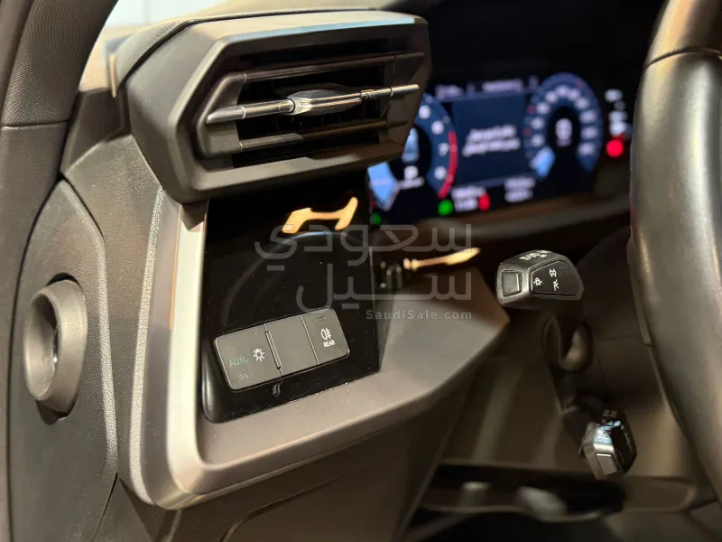 2023 اودي اي 3 30 تي اف اس اي