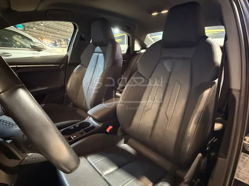 2023 اودي اي 3 30 تي اف اس اي