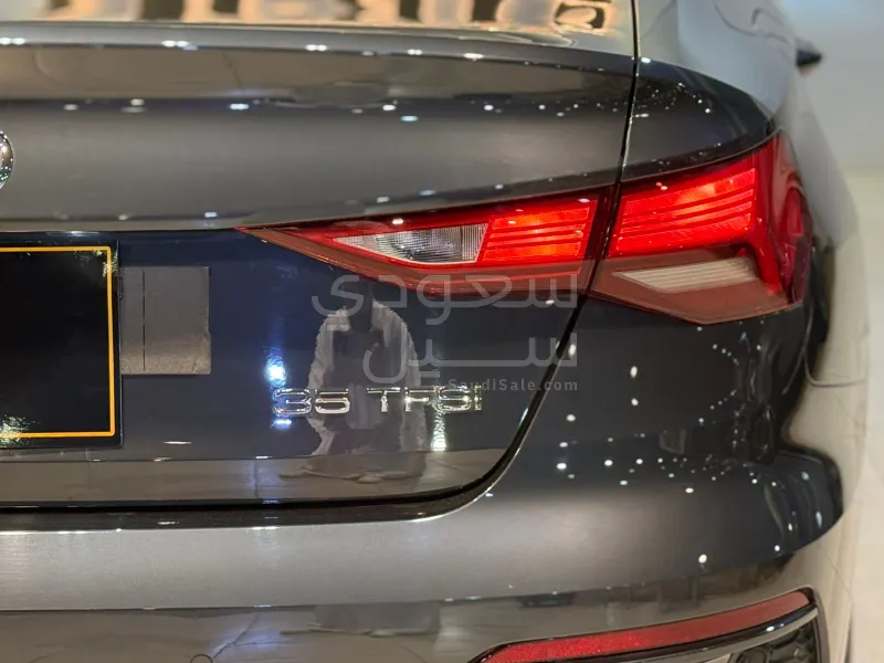 2023 اودي اي 3 30 تي اف اس اي