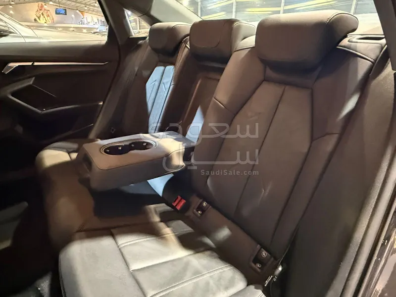 2023 اودي اي 3 30 تي اف اس اي