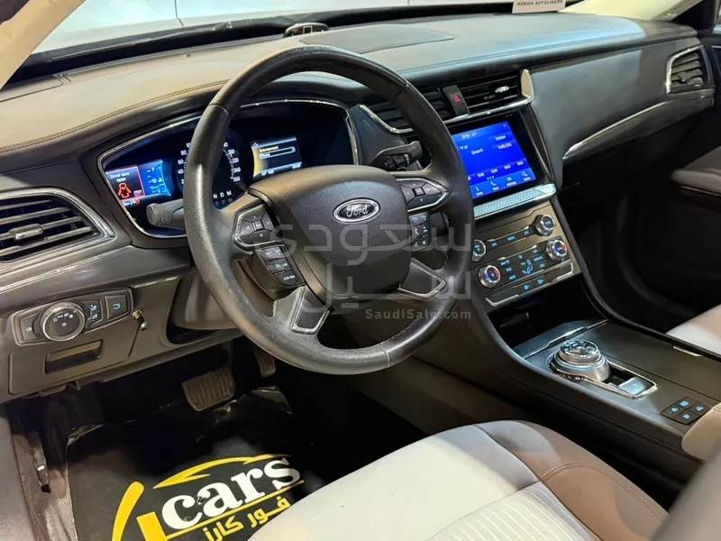 2021 فورد توروس امبيانتي