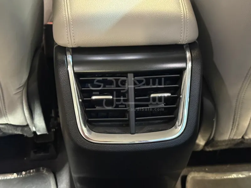 2021 فورد توروس امبيانتي