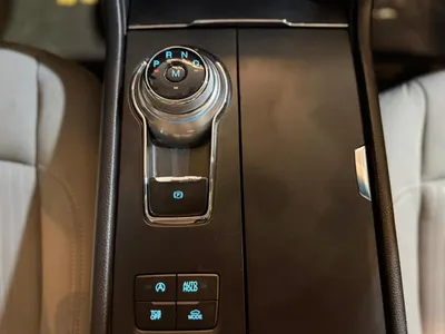 2021 فورد توروس امبيانتي