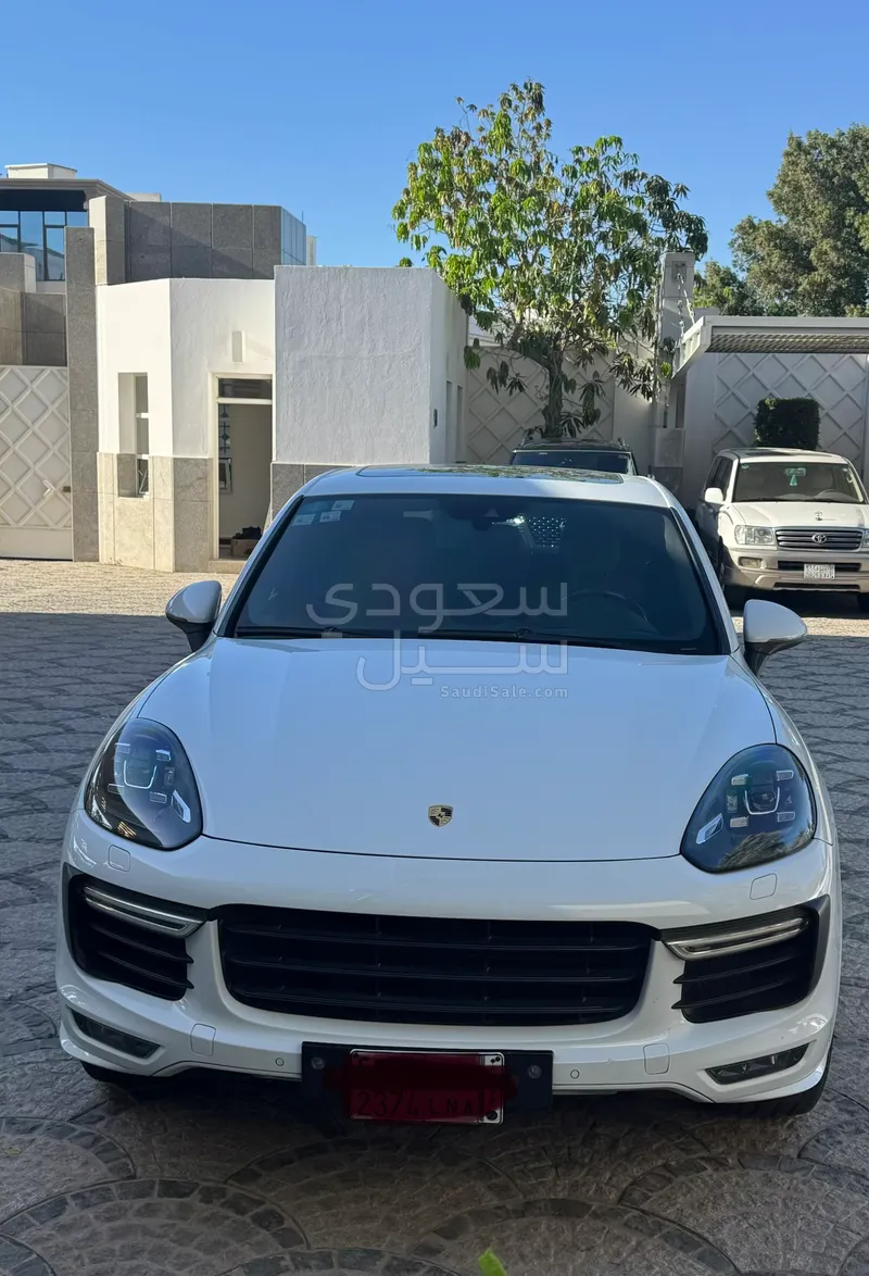 2016 بورش كايين جي تي اس