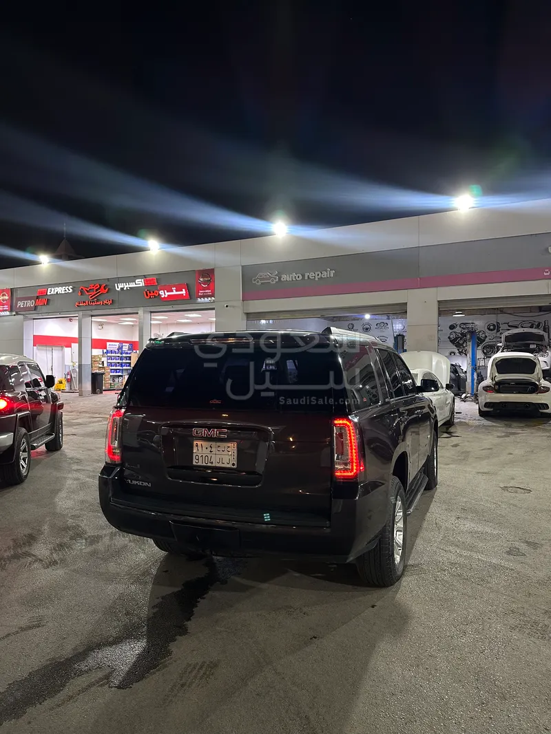 2015 جي ام سي يوكون اس ال اي