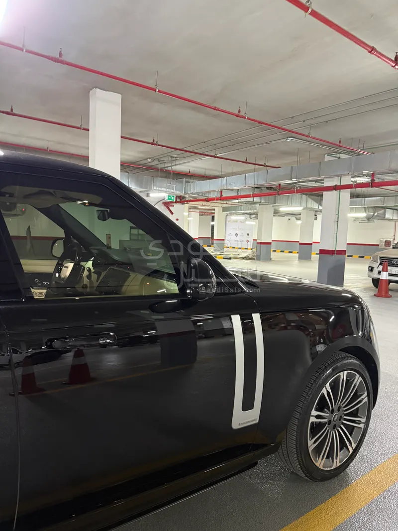 2025 لاند روفر رينج روفر اوتوبيوغرافي