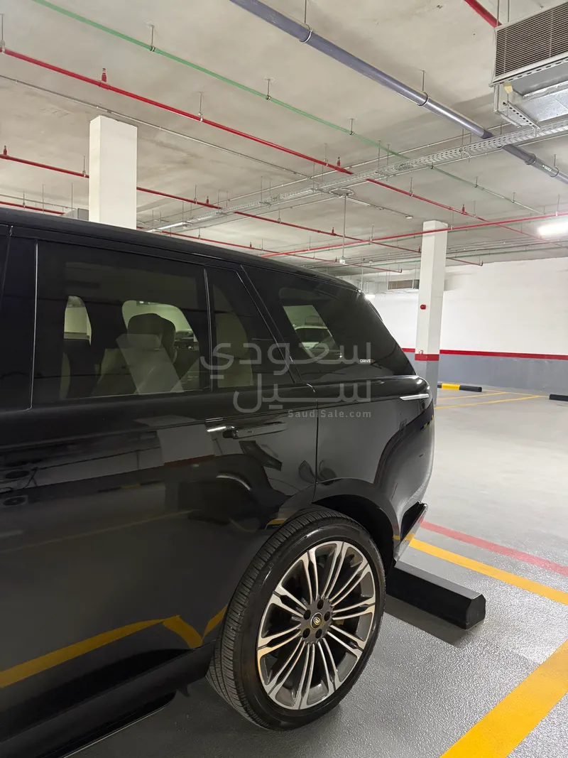 2025 لاند روفر رينج روفر اوتوبيوغرافي