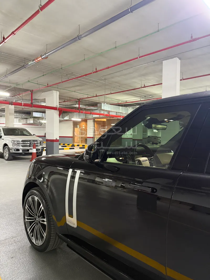 2025 لاند روفر رينج روفر اوتوبيوغرافي