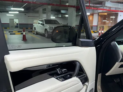 2025 لاند روفر رينج روفر اوتوبيوغرافي