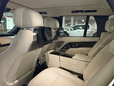 2025 لاند روفر رينج روفر اوتوبيوغرافي