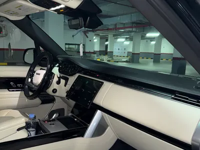 2025 لاند روفر رينج روفر اوتوبيوغرافي