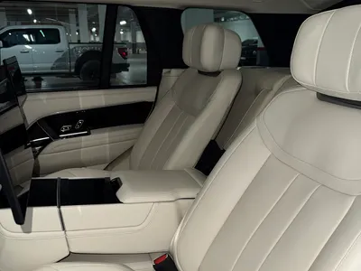 2025 لاند روفر رينج روفر اوتوبيوغرافي