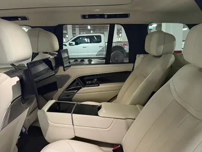 2025 لاند روفر رينج روفر اوتوبيوغرافي