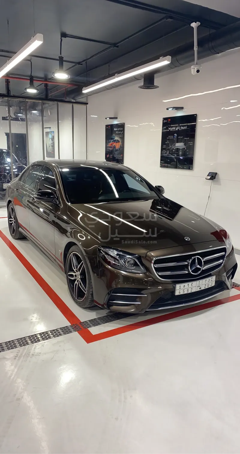 2017 مرسيدس - بنز إي 200 أي إم جي