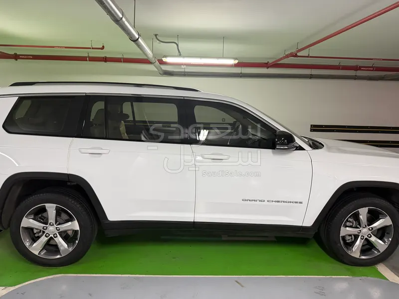 2022 جييب جراند شيروكي ليميتد