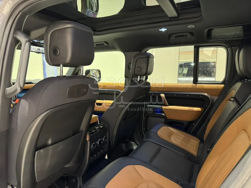 2021 لاند روفر ديفيندر اكس