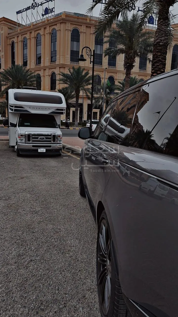 2024 لاند روفر رينج روفر فوج اتش اس اي