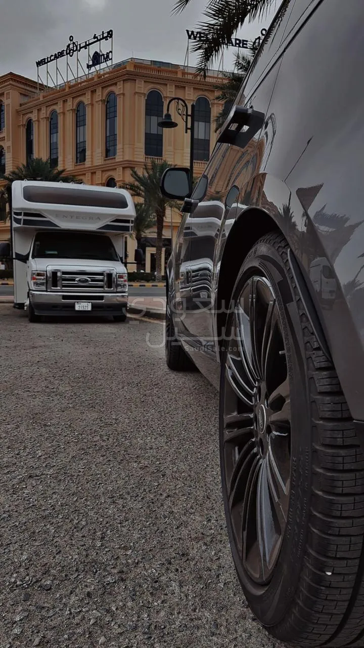 2024 لاند روفر رينج روفر فوج اتش اس اي