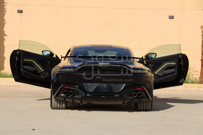 2022 استون مارتن فانتج اف 1 إديشن