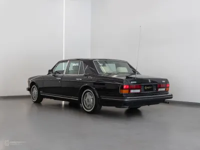 1985 بنتلي ارناج