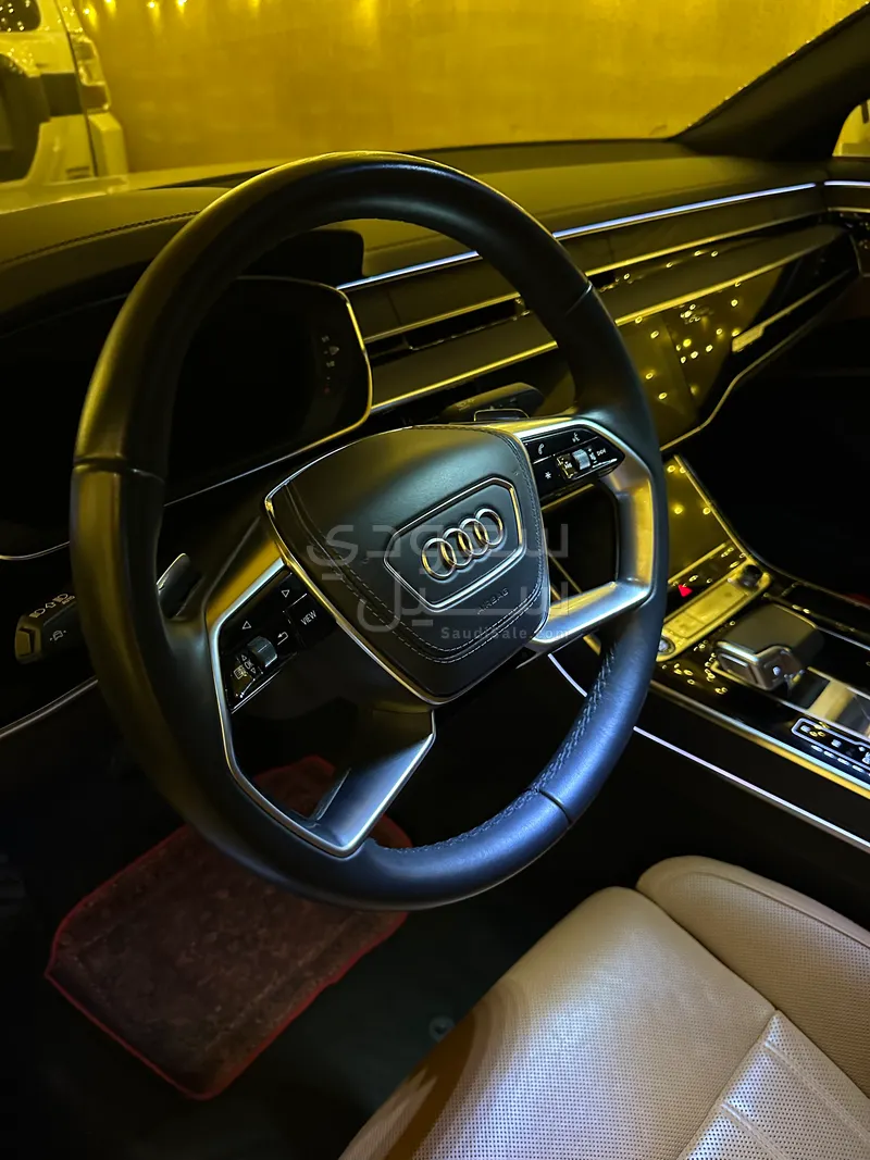 2024 اودي اي 8